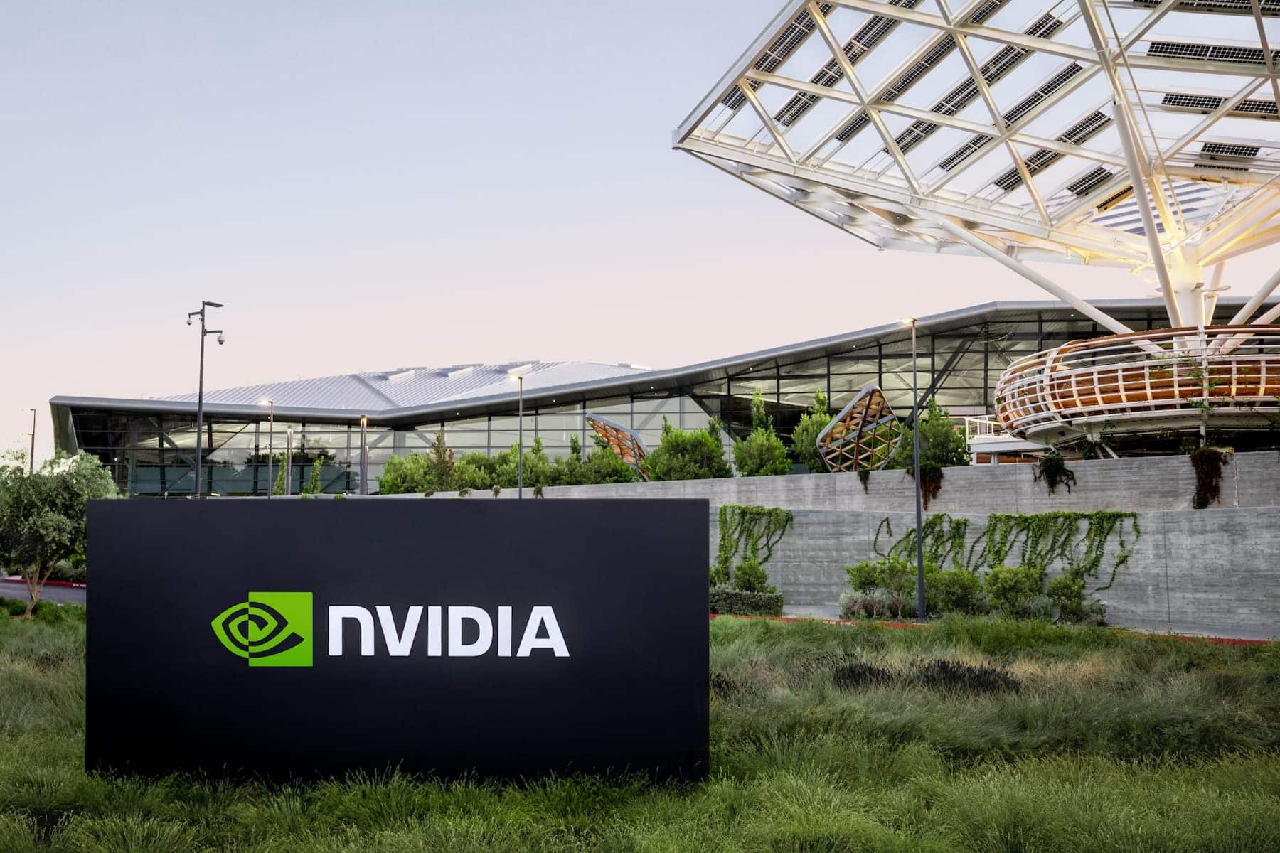 Nvidia révolutionne l'IA avec de nouveaux modèles open source ...