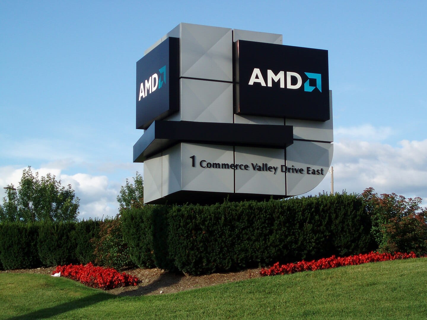 AMD et Supermicro : Leader de l'avenir de l'IA avec une infrastructure durable