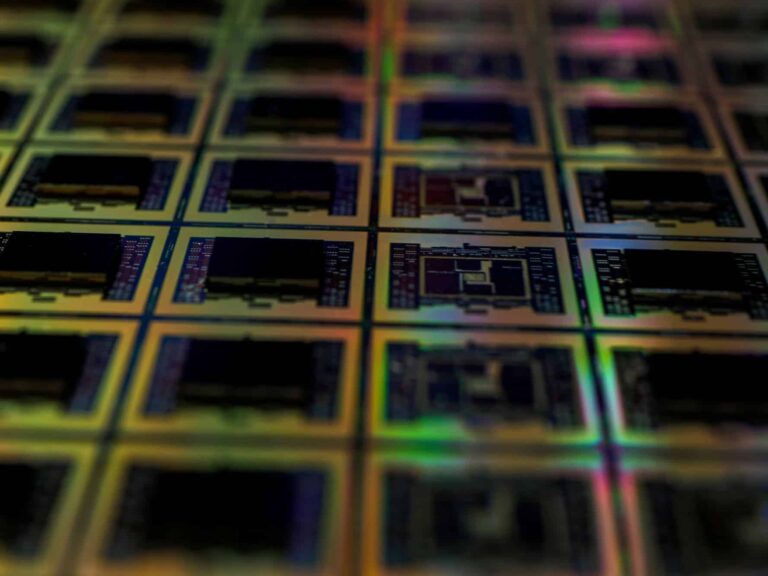 NXP Semiconductors choisit AWS pour stimuler la prochaine ère d'innovation dans les semi-conducteurs