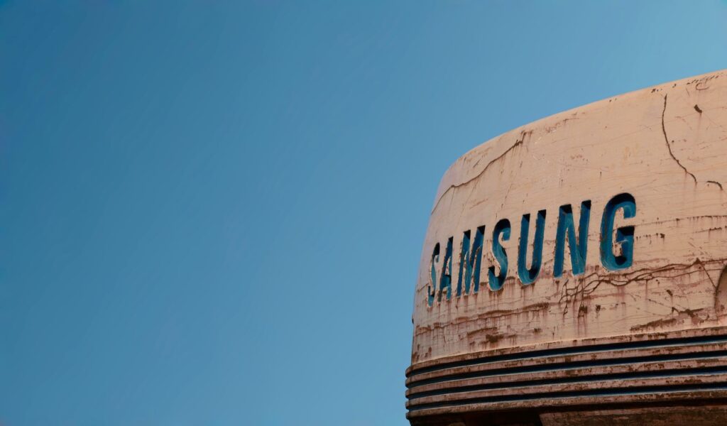Samsung Electronics mise sur la robotique du futur : Acquisition de 35 % de Rainbow Robotics et création d'un bureau de robotique.