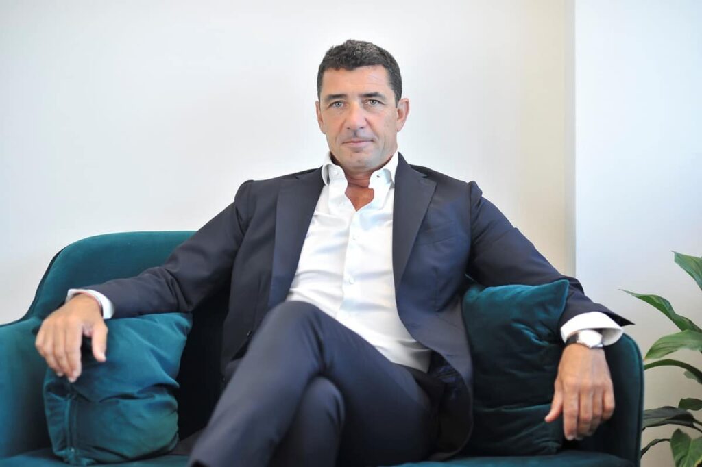 Snowflake nomme Mauro Bonfanti pour stimuler la croissance dans les régions nordiques et méditerranéennes.