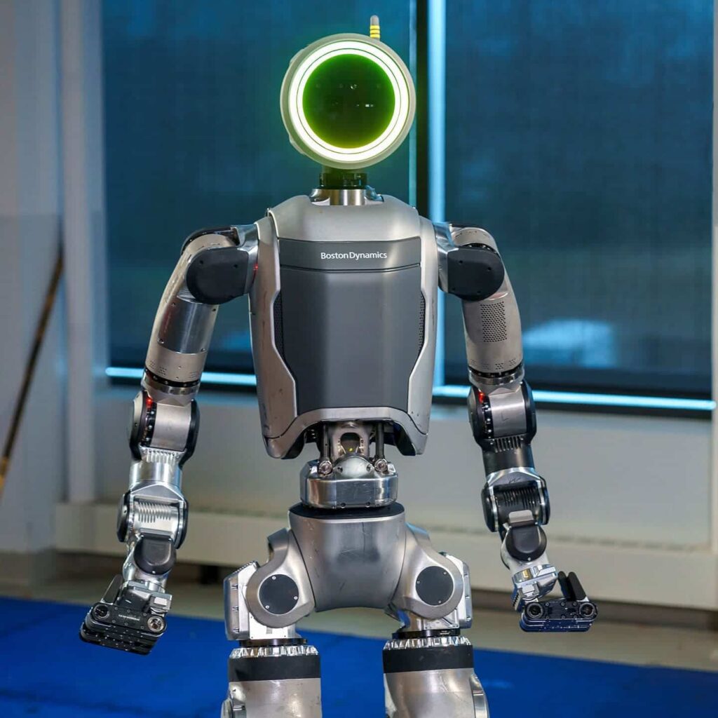 Boston Dynamics et Toyota Research Institute annoncent une alliance stratégique dans le domaine de la robotique et de l'intelligence artificielle.