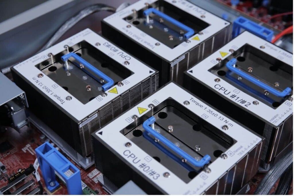Microsoft lance Azure HBv5 : une nouvelle ère en mémoire et performance pour les applications HPC