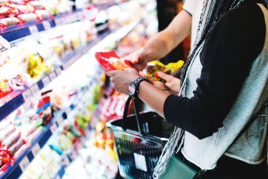 Étiquettes électroniques, IoT et intelligence retail : une combinaison gagnante pour le commerce moderne