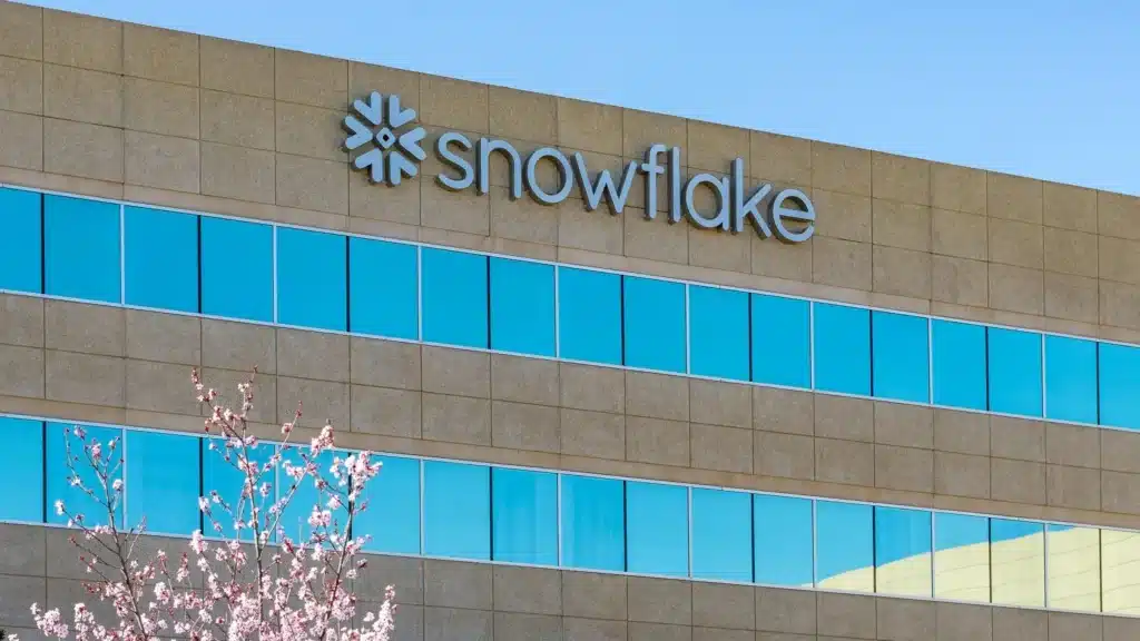 Snowflake consacre 20 millions de dollars à la formation en IA avec le programme "Un Million d'Esprits + Une Plateforme"