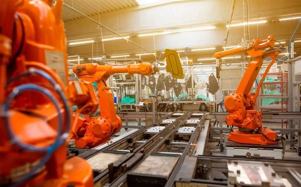 Cybersécurité industrielle : protéger le monde physique face à la nouvelle vague de menaces hybrides