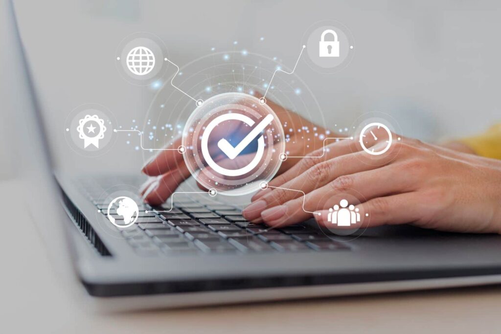 Alerte CDMON : ne pas mettre à jour votre site web peut entraîner la ruine de votre entreprise en raison d'une cyberattaque.