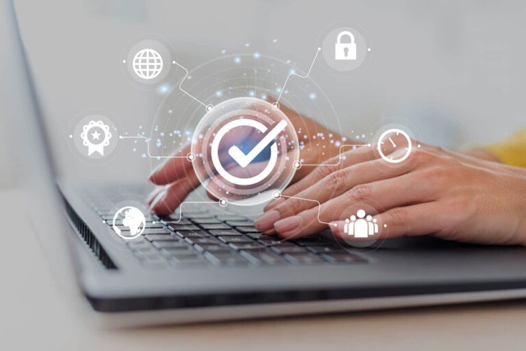 Alerte CDMON : ne pas mettre à jour votre site web peut entraîner la ruine de votre entreprise en raison d'une cyberattaque.