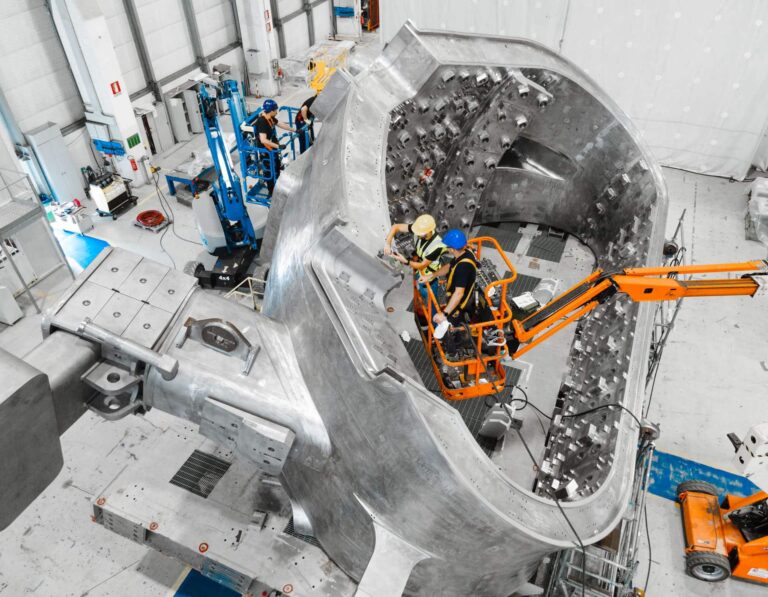 ITER et Microsoft unissent leurs forces pour stimuler l'énergie de fusion avec l'intelligence artificielle.