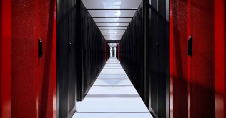 Le blackout du 28 avril met à l'épreuve la résilience digitale : ipcore maintient l'opérabilité et garantit la connectivité aux tiers.