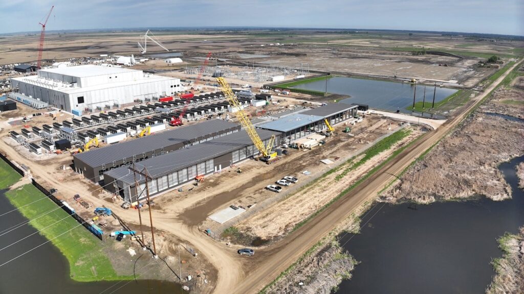 Applied Digital et ABB révolutionnent l'infrastructure énergétique pour les centres de données d'intelligence artificielle aux États-Unis