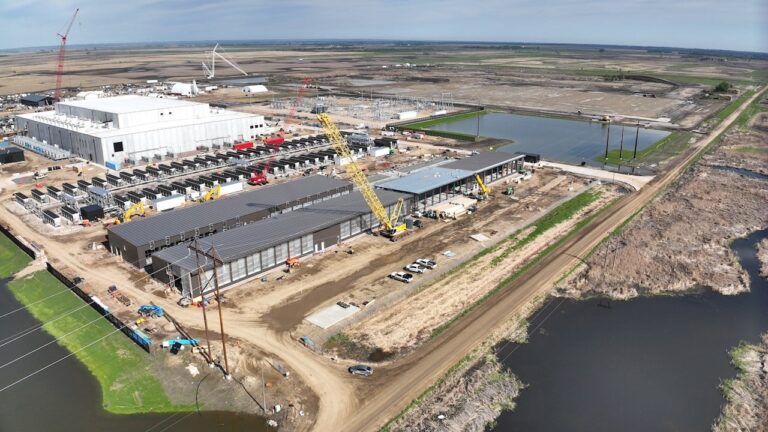 Applied Digital et ABB révolutionnent l'infrastructure énergétique pour les centres de données d'intelligence artificielle aux États-Unis