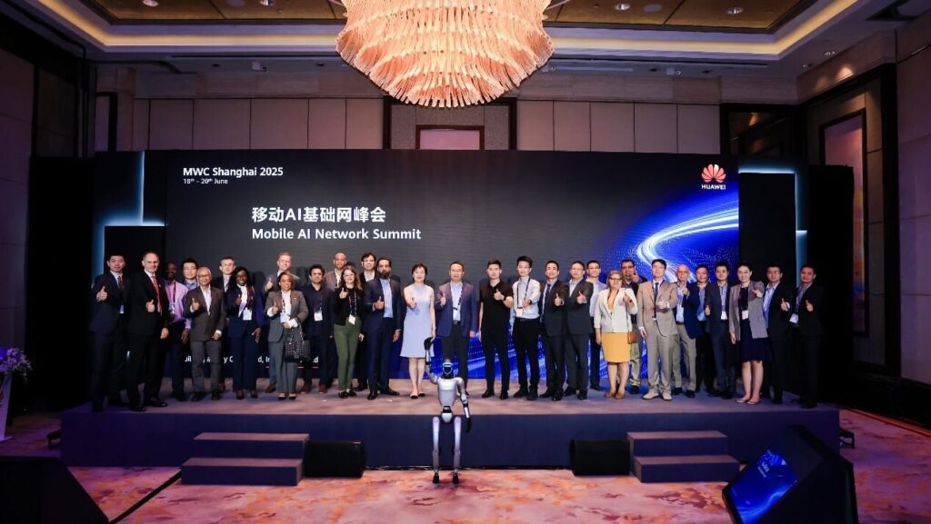 Huawei fait progresser le consensus mondial sur les réseaux 5G-A pour la nouvelle ère de l'IA mobile
