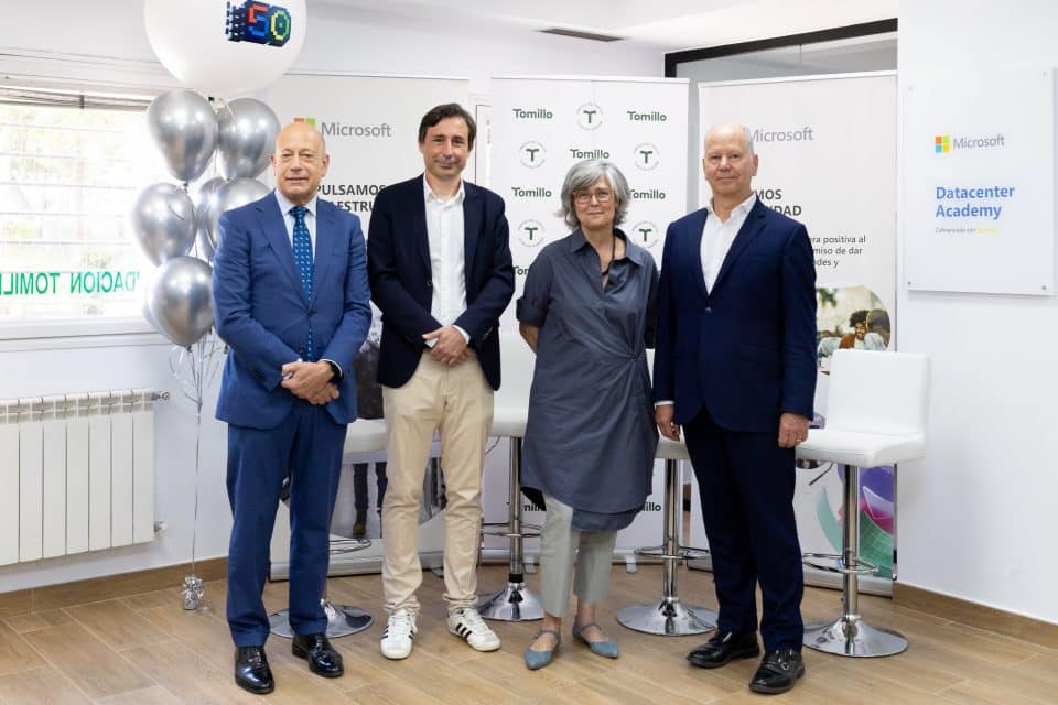 Microsoft et la Fondation Tomillo inaugurent à Madrid la première Data Center Academy d'Espagne