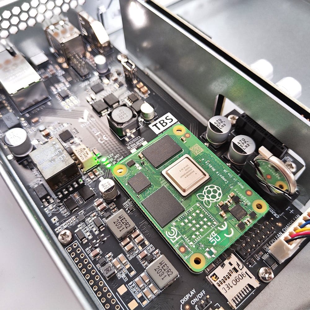 Raspberry Pi simplifie l'accès mondial au marché pour les fabricants OEM.