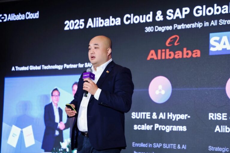 Alibaba Cloud renforce son écosystème mondial avec de nouvelles alliances et un investissement millionnaire dans l'intelligence artificielle.