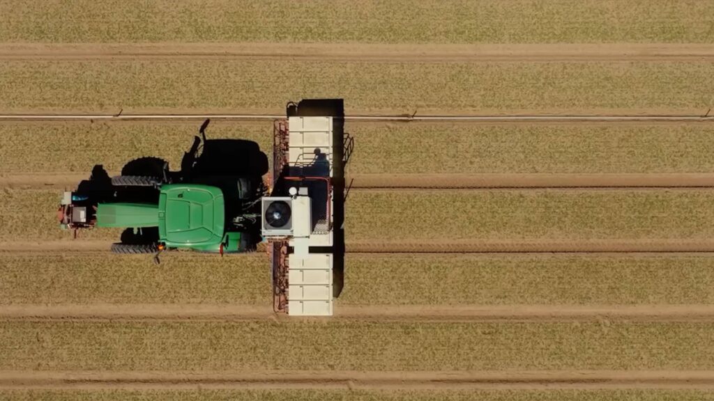 Carbon Robotics et son LaserWeeder G2 : l'arme laser contre les mauvaises herbes intégrant 24 GPU NVIDIA
