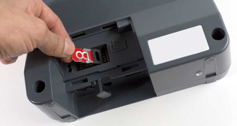 Échange de SIM : voici comment fonctionne la fraude qui continue à compromettre les comptes bancaires en 2025