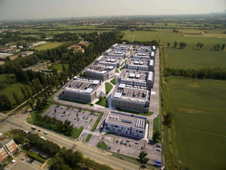 Vertiv lance OneCore : infrastructure prefabriquée pour accélérer l'ère des centres de données IA et HPC