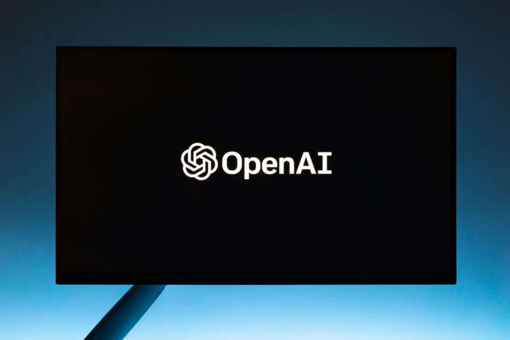 OpenAI signe un accord historique de 300 milliards de dollars avec Oracle pour renforcer l'infrastructure d'IA et du cloud