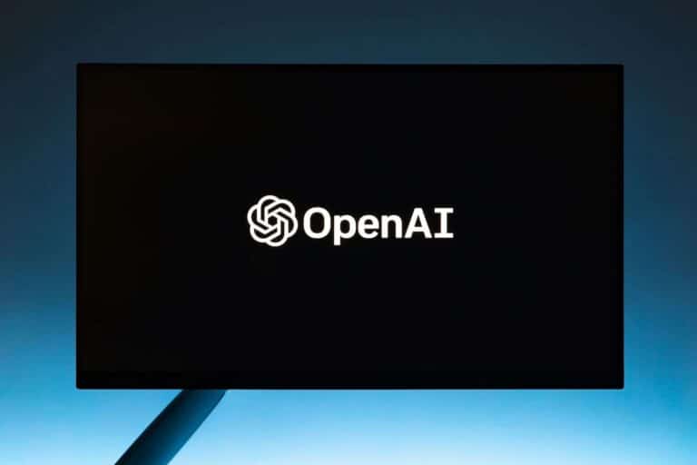 OpenAI signe un accord historique de 300 milliards de dollars avec Oracle pour renforcer l'infrastructure d'IA et du cloud