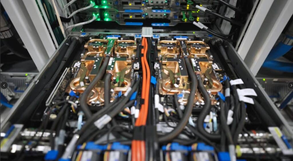 Azure lance le premier méga-cluster avec NVIDIA GB300 NVL72 pour OpenAI : la nouvelle référence en supercomputing d'IA