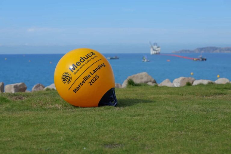 Méduse atterrit à Marseille : lancement du déploiement du nouveau « couloir » sous-marin entre l'Europe et le Nord de l'Afrique