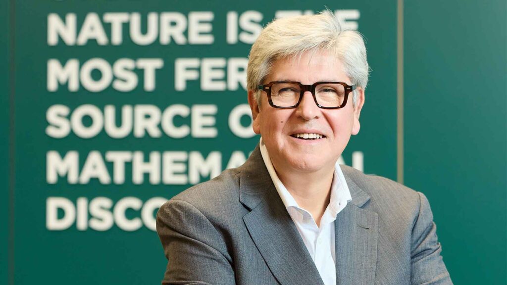 ARQUIMEA nomme Antonio Abad PDG de CanarySat pour stimuler sa constellation LEO de bande passante sécurisée