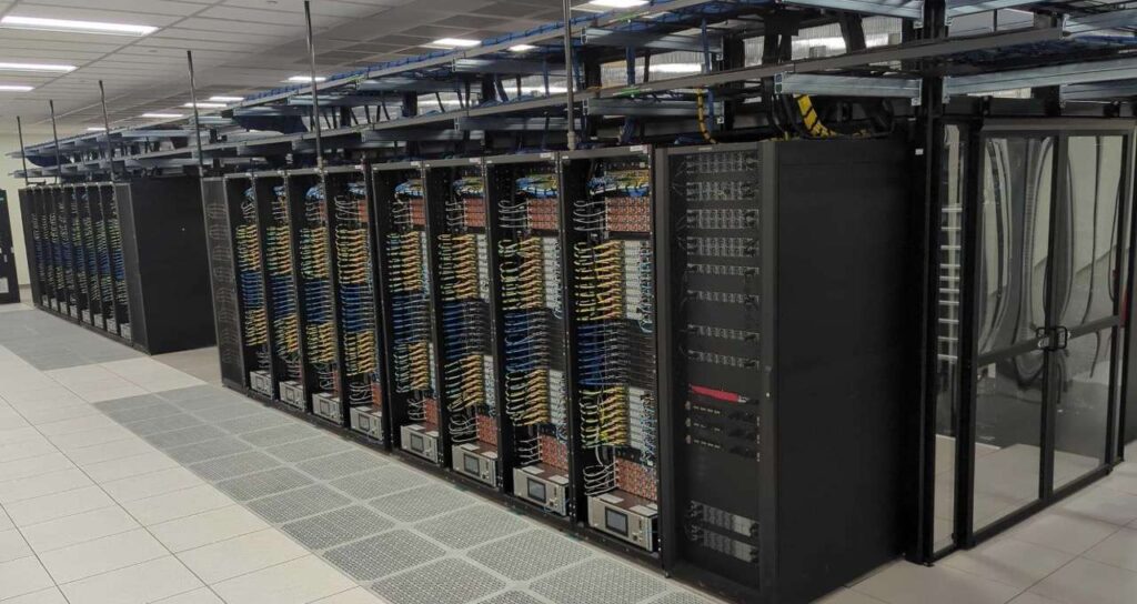 CoreWeave valide le "Platinum ClusterMAX™" de SemiAnalysis : ce qui se cache derrière la performance qui la couronne comme le cloud d'IA numéro 1