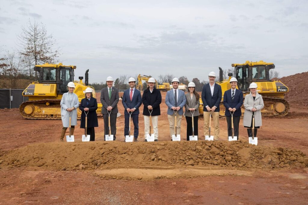 Penzance en Virginia lance un centre de données de 45 MW avec AWS : plus d'infrastructures numériques et 27 hectares d'espaces verts publics