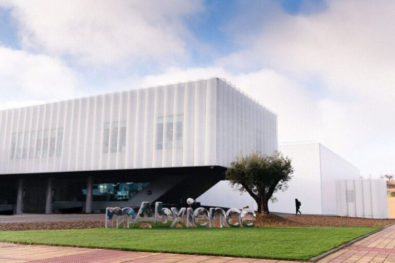 mAbxience et HP apportent l'intelligence artificielle à la bioproduction de biosimilaires avec un « jumeau numérique » de production