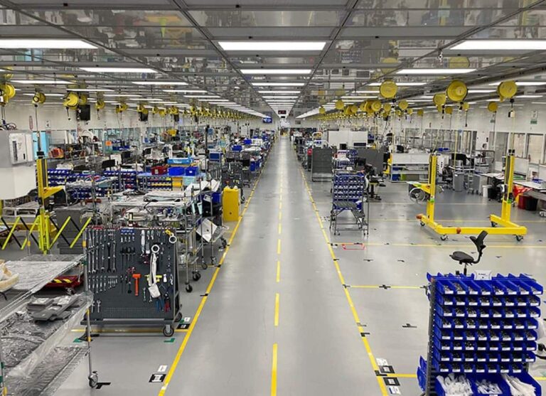 Voici comment le nouveau VECTOR® TEOS 3D de Lam Research est fabriqué en Oregon, une pièce clé pour l'emballage avancé des puces IA