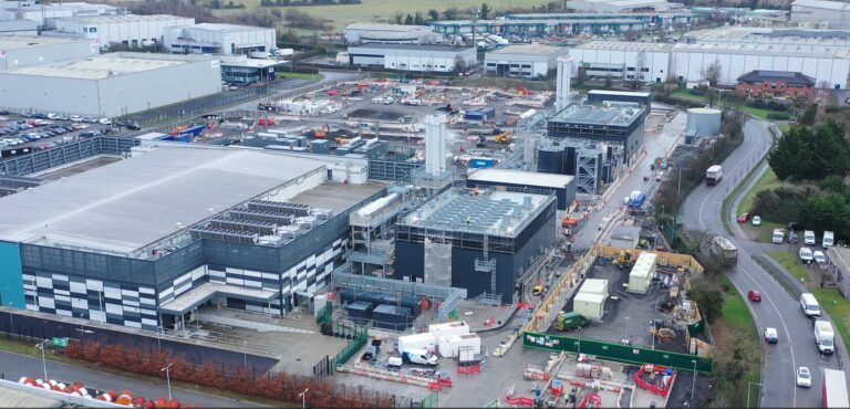 Pure DC et AVK lancent à Dublin la première microgrid pour un data center en Europe