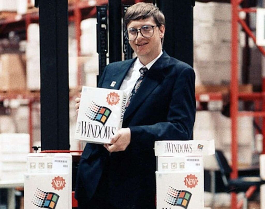 Bill Gates et les emplois qui résisteront à l'IA : la programmation sera différente, pas irrélevante