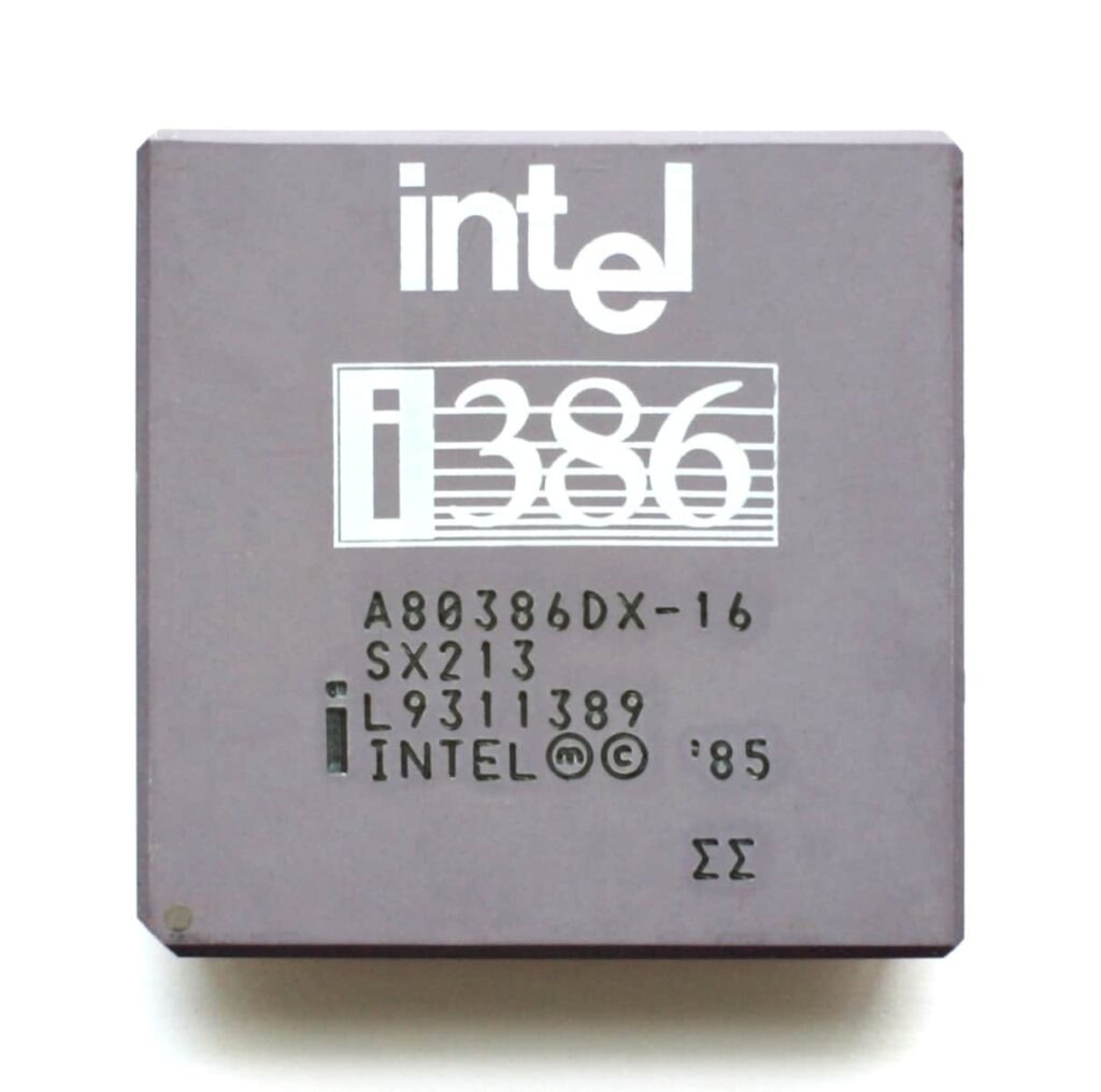 Intel 80386 : la puce qui a fait passer le PC à 32 bits fête ses 40 ans