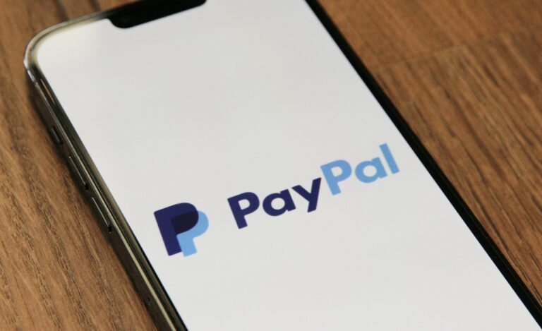 Stripe veut acheter PayPal et changer la carte des paiements numériques
