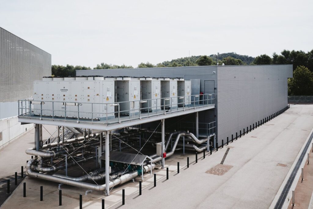 T-Systems améliore l'efficacité de son centre de données de Cerdanyola avec un PUE de 1,35 au premier semestre 2026