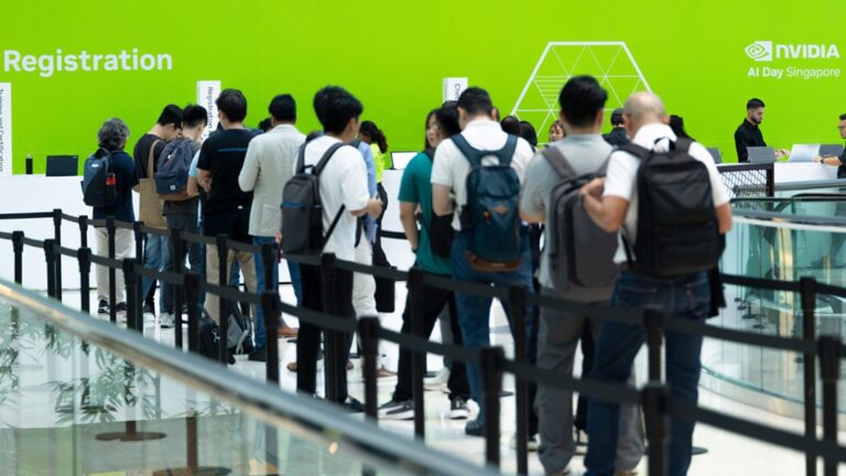 NVIDIA présente à Singapour son engagement en faveur d'une IA adaptée à l'Asie du Sud-Est