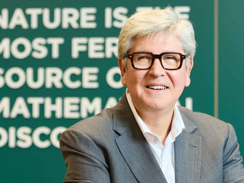 ARQUIMEA nomme Antonio Abad PDG de CanarySat pour stimuler sa constellation LEO de bande passante sécurisée