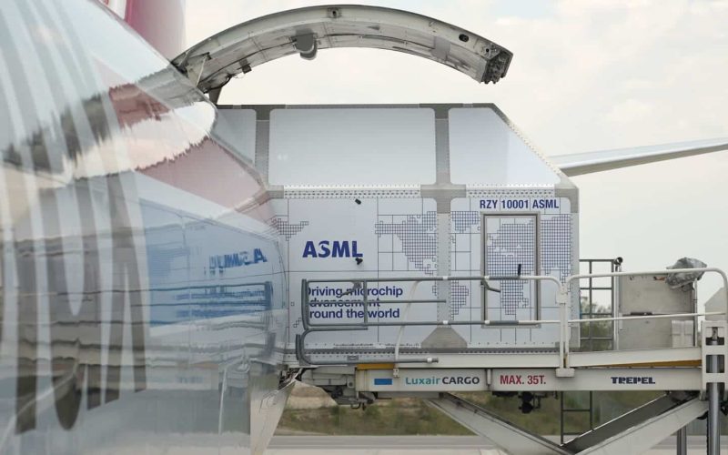ASML, dans le viseur pour avoir vendu des équipements de lithographie DUV à une entreprise chinoise ayant des liens militaires