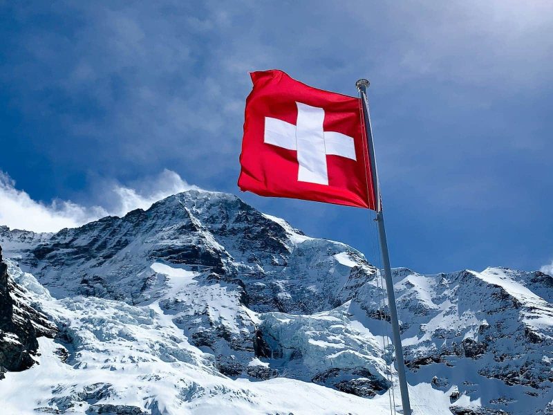 La Suisse prépare le départ de Microsoft 365 : l'Europe cherche à contrôler ses données
