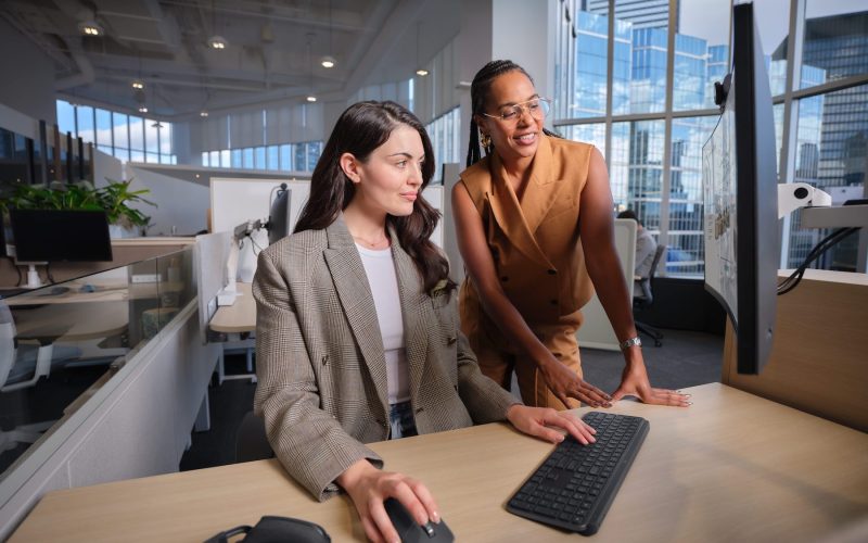 La technologie obsolète pousse 23 % des employés à envisager de changer d'entreprise