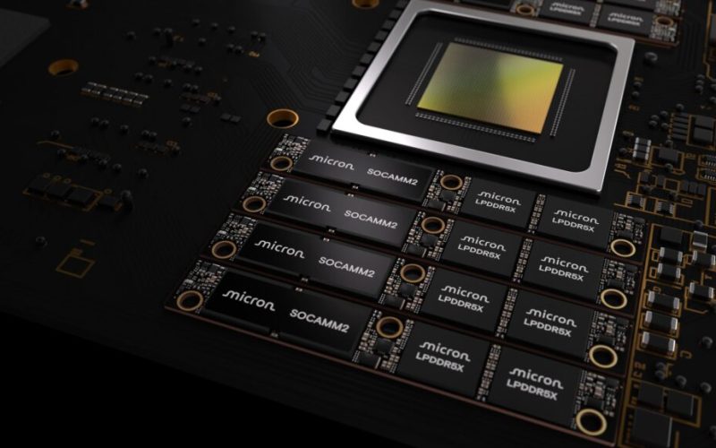 Micron élève le niveau de mémoire pour les centres de données : le premier SOCAMM2 de 256 Go arrive et ouvre la voie aux serveurs avec 2 To de LPDDR par CPU