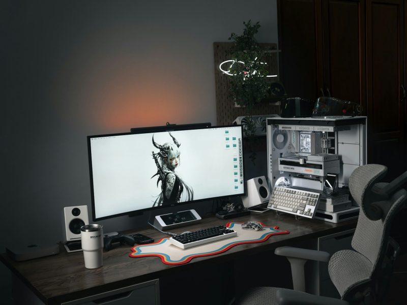 Monter un PC en 2026 devient une course d'obstacles : la mémoire DDR5 frôle déjà des prix "de luxe" et le stockage devient de plus en plus coûteux