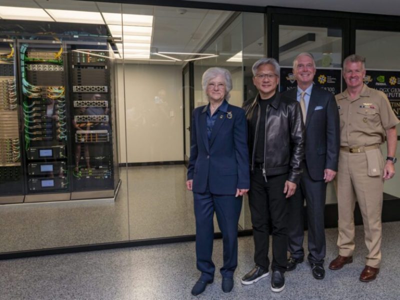 NVIDIA active dans une université militaire des États-Unis avec son superordinateur DGX GB300