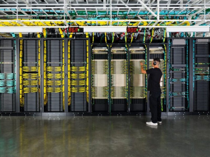 NVIDIA veut transformer les centres de données en usines d'IA