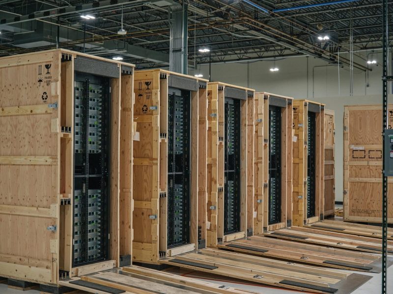 Oxide Computer lève 445 millions de dollars tout en augmentant la demande pour ses serveurs