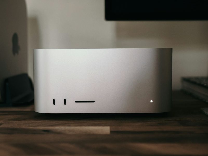 RDMA arrive sur le bureau : Apple l'active dans macOS 26.2… et les premières tentatives signalent qu'il est encore "vert"