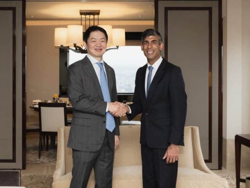 SK Networks renforce son engagement envers l'intelligence artificielle après une réunion avec l'ancien Premier ministre britannique Rishi Sunak.