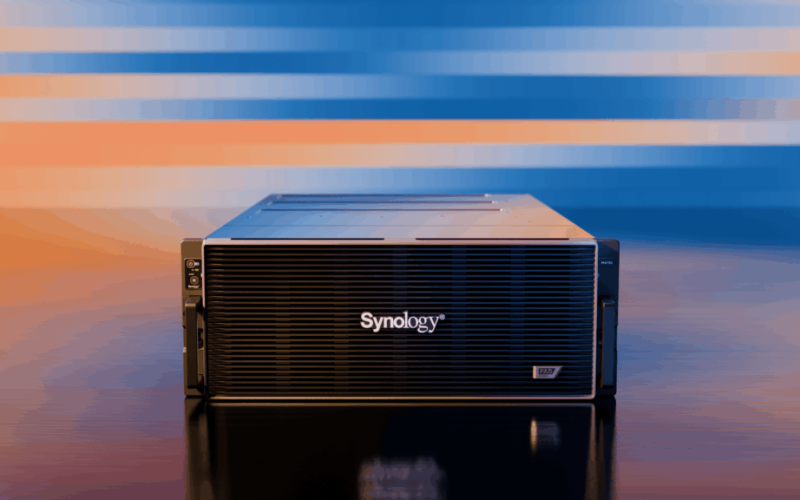 Synology lance le PAS7700, une nouvelle solution de stockage conçue pour des environnements d'entreprise critiques